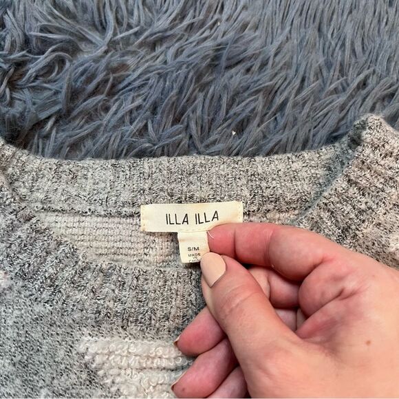 Illa Illa Gray Star Boucle Oversized Sweater Size S M - Picture 2 of 6